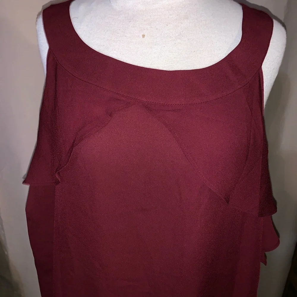 London Times Woman 3X Burgundy Sleeveless Ruffle Blouse Tunic NWT